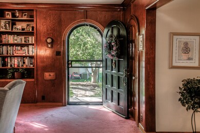 mls 214 Locust Lodge 04