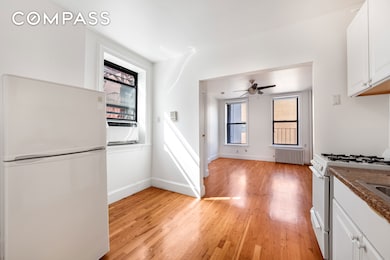 241 Mulberry St unit 18, New York, NY 10012 - photo 2