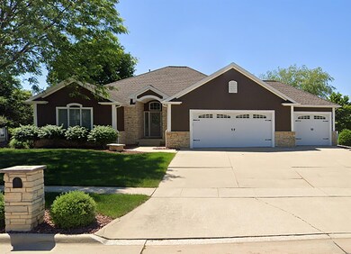 1012 Eagle Ridge Rd, Cedar Falls, IA 50613 - photo 7