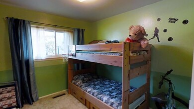 916 SW Oak St, Grants Pass, OR 97526 - photo 7