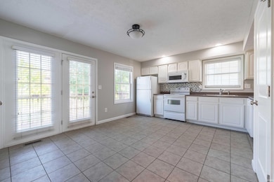 2575 S Addisyn Ln, Bloomington, IN 47403 - photo 7