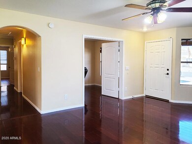 sittingRoom