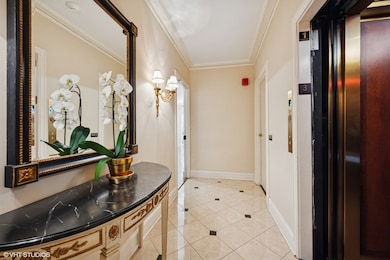 3500 N Lake Shore Dr unit 3C, Chicago, IL 60657 - photo 2