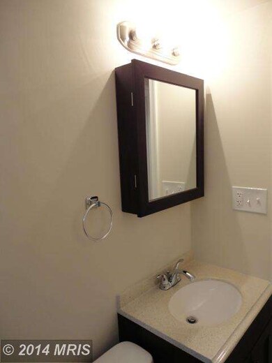 6220 Carters Ln, Riverdale, MD 20737 - photo 6