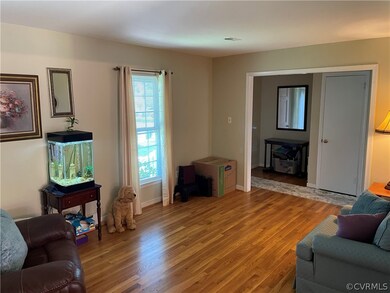 8909 Mapleview Ave, Henrico, VA 23294 - photo 3