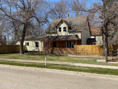 316 4th Ave, Cando, ND 58324 - photo 2