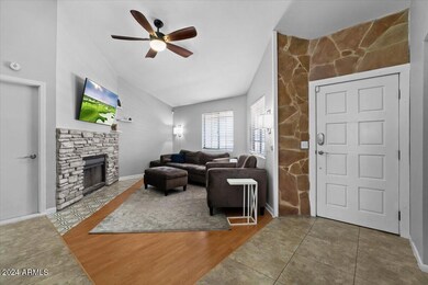 04-Entry & Living Room