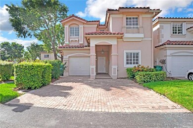 10902 NW 69th Terrace, Doral, FL 33178 - photo 4