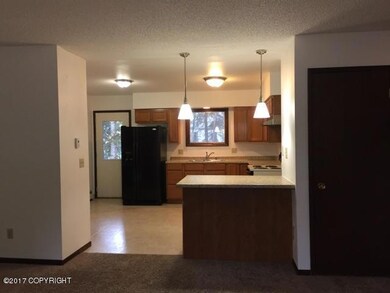 5613 Renee Cir, Anchorage, AK 99504 - photo 4
