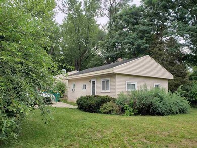 1300 W Happy Hollow Rd, Janesville, WI 53546 - photo 2