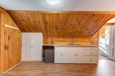 1346 van Antwerp Rd unit 2, Schenectady, NY 12309 - photo 6