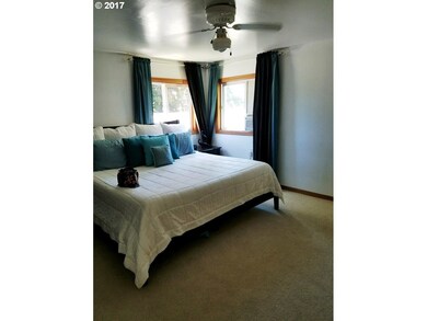 Bedroom, Primary
