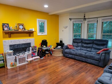 39 Stanstead Place unit U344, Nashua, NH 03063 - photo 2