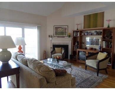 105 Braeburn Ln unit 105, Ashland, MA 01721 - photo 5