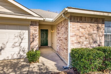 2413 Briar Forest Dr, Denton, TX 76210 - photo 2