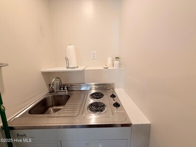 1914 Trent Blvd unit 7, New Bern, NC 28560 - photo 6