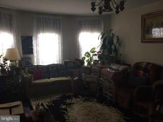 410 W Queen St, Chambersburg, PA 17201 - photo 4