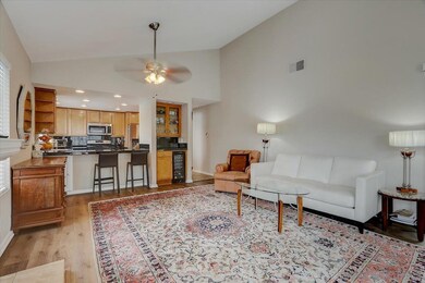 4084 Crystal Dawn Ln unit 201, San Diego, CA 92122 - photo 6