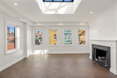 112 Myrtle St unit 1, Boston, MA 02114 - photo 2