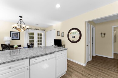 2152 Kings Gate Ln, Mount Pleasant, SC 29466 - photo 7