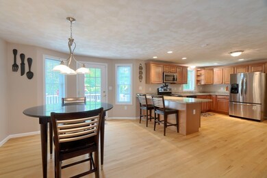 57 Forest St, Wilmington, MA 01887 - photo 4