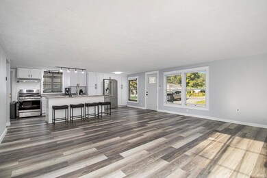 52826 Juniper Rd, South Bend, IN 46637 - photo 4