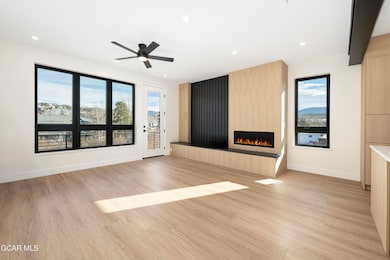 144 Clayton Ct unit 2, Fraser, CO 80442 - photo 3