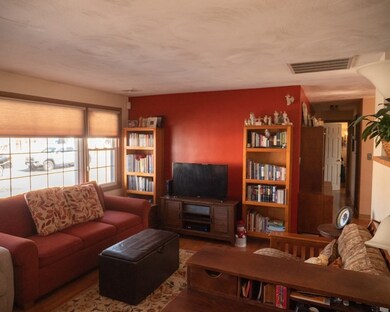 60 Massachusetts Ave, Brockton, MA 02302 - photo 6