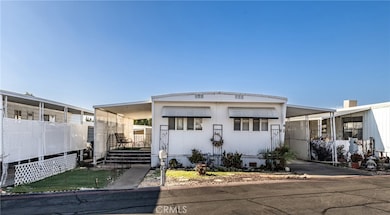 34480 County Line Rd unit 24, Yucaipa, CA 92399 - photo 2