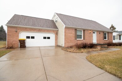 912 Weston St, Lansing, MI 48917 - photo 2