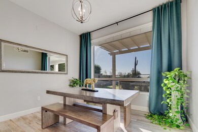 07_Dining Room