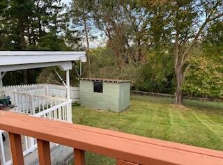 1030 Ridge crest Dr shed