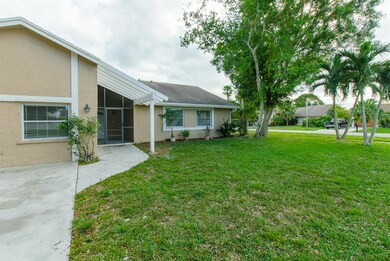 9240 Edgemont Ln, Boca Raton, FL 33434 - photo 7