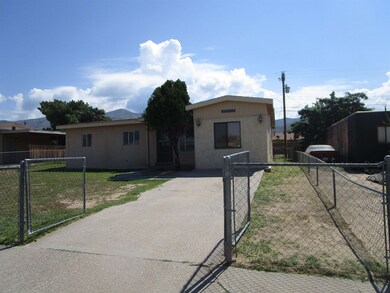 1210 Hendrix Ave, Alamogordo, NM 88310 - photo 2