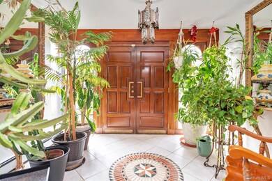 34 W 2nd St, Freeport, NY 11520 - photo 4