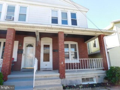 1214 E Bellevue Ave, Reading, PA 19605 - photo 2
