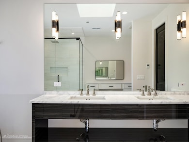 2214 W Oakdale Ave, Chicago, IL 60618 - photo 7