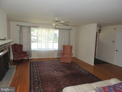 1068 George Rd, Jenkintown, PA 19046 - photo 3