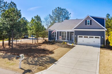 25 Beryl Circle Front of house and side