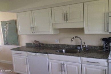 305 HWY A1A KITCHEN.jpg