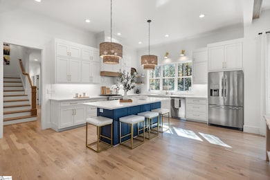 270 Circle Rd, Greer, SC 29651 - photo 2