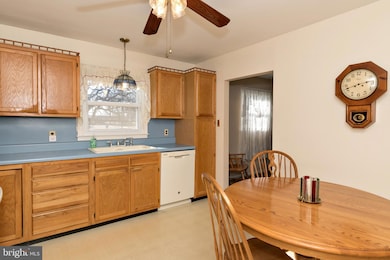 5 Cambridge Ave, Sicklerville, NJ 08081 - photo 7