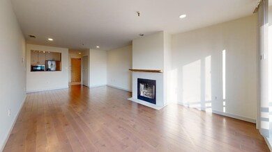Thomas Graves Landing unit 708, Cambridge, MA 02141 - photo 6