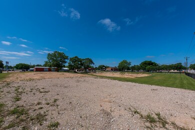 1918 Main Rd, Waller, TX 77484 - photo 7