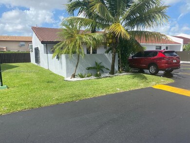 15241 SW 81st Terrace, Miami, FL 33193 - photo 4