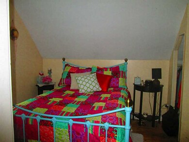 98 Providence Ave, Riverside, RI 02915 - photo 7