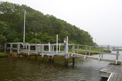 3 Dock