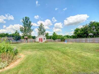 23 Nightingale Cir, Camargo, IL 61919 - photo 3