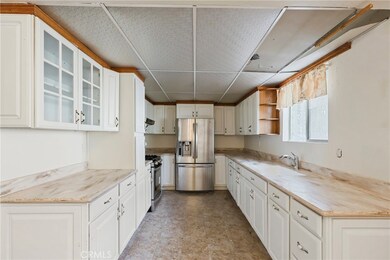 22719 Gulf Ave, Carson, CA 90745 - photo 6