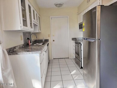 17447 N 102nd Dr, Sun City, AZ 85373 - photo 7